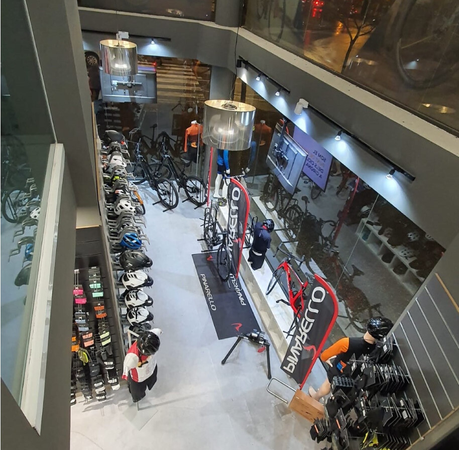rent-a-bike-store-bike-q2llysozi4532qhfr4xvj34qik3qjpepq4cnkkrvcw